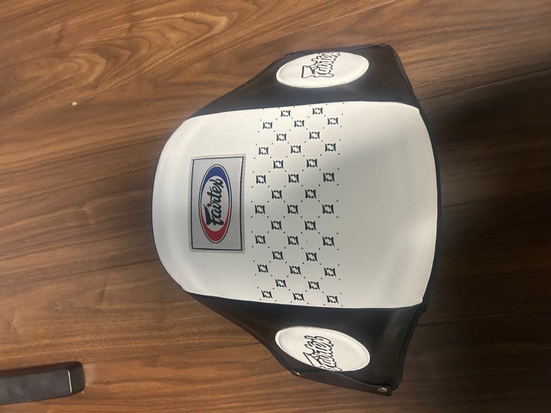 あ*。様 Fairtex キックミット 黒/白　レガース等