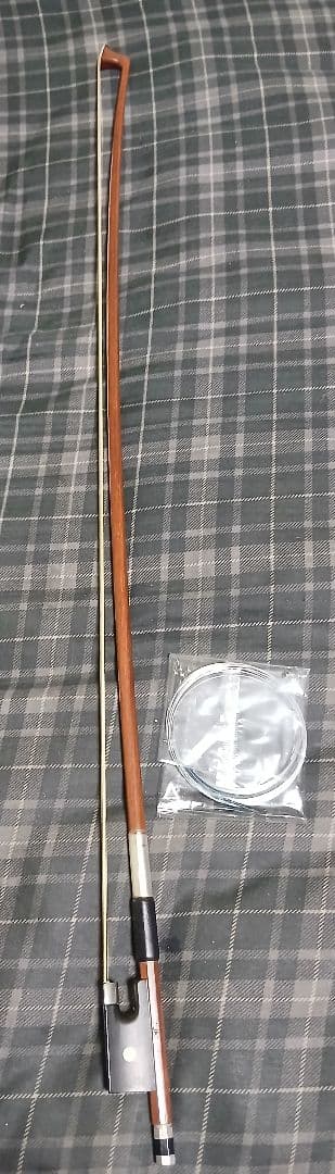 新品弦付き　鈴木バイオリン 4/4 No200 ケース 2006年