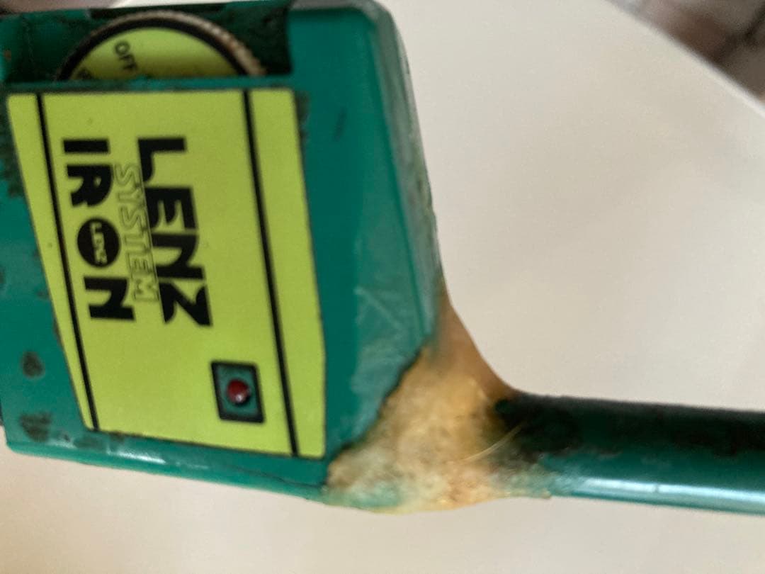 LENZ レンツアイロン　角10mmラバーなしタイプ　濡れパン　パンチ　理容