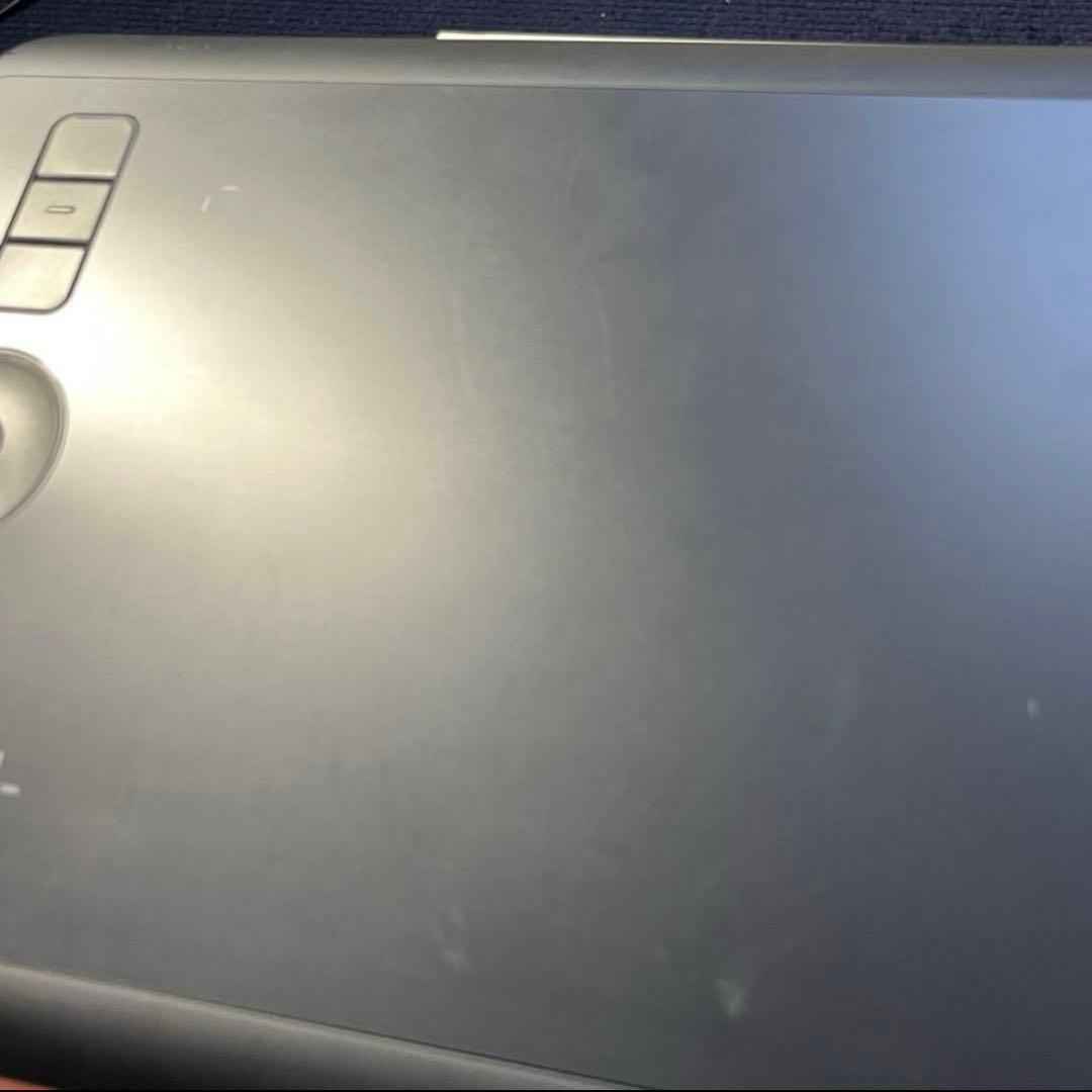 液タブ・ペンタブ Wacom Intuos Pro small PTH460K0D