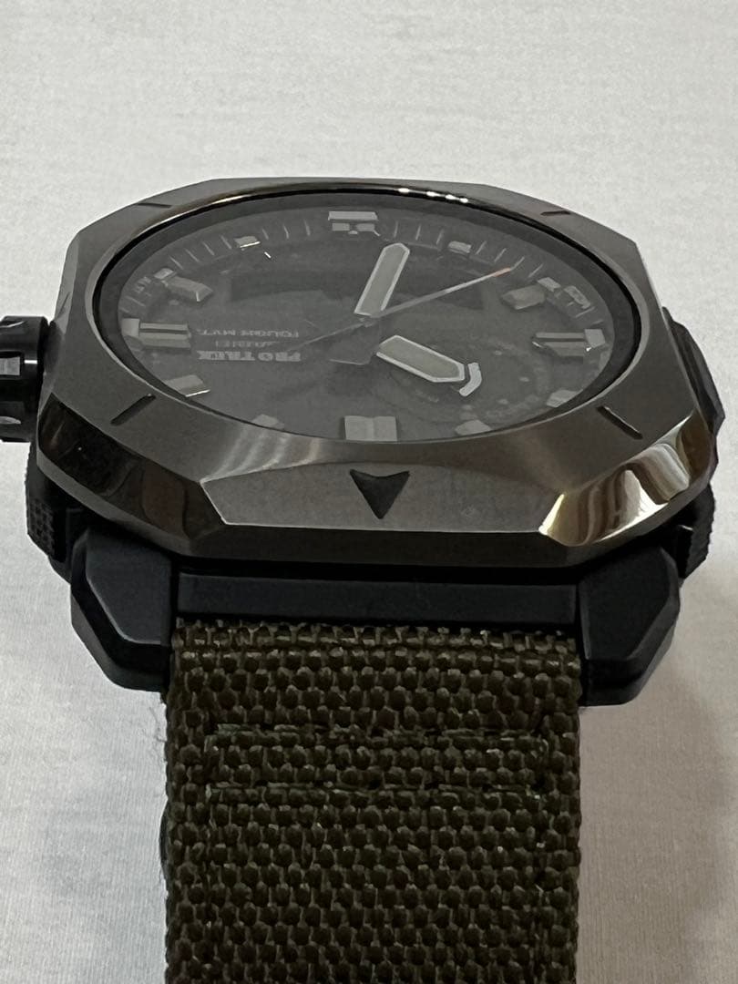 プロトレック　PRW-6900YB CASIO PRO TREK