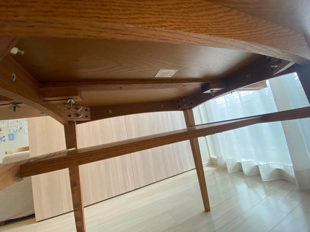 Unico バタフライテーブル