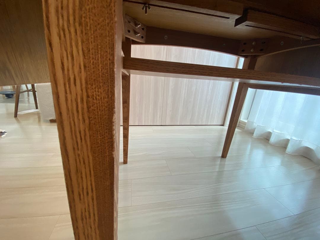 Unico バタフライテーブル