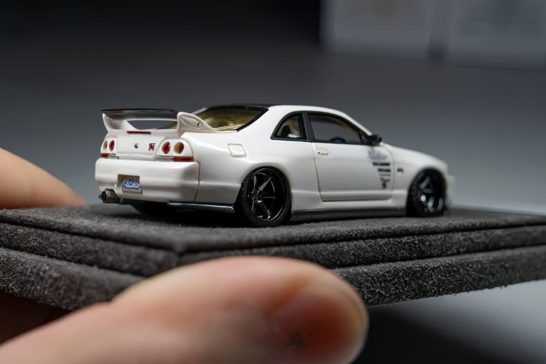 1/64 The Laboratory 技研所 日産 GTR R33