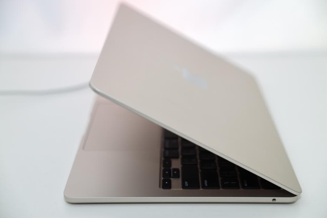 バッテリー100% MacBook Air M2 2022 8/256GB