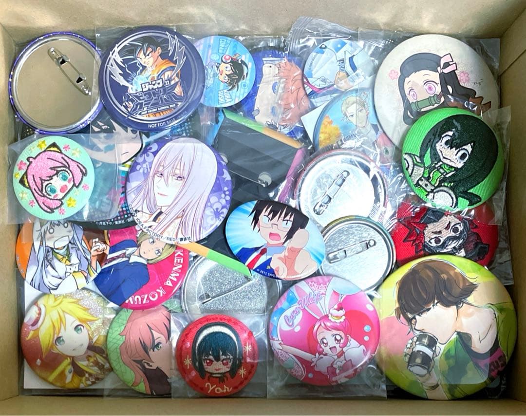 200個以上 ゲーム アニメ系グッズ 大量 まとめ売り セット 缶バッジ グッズ