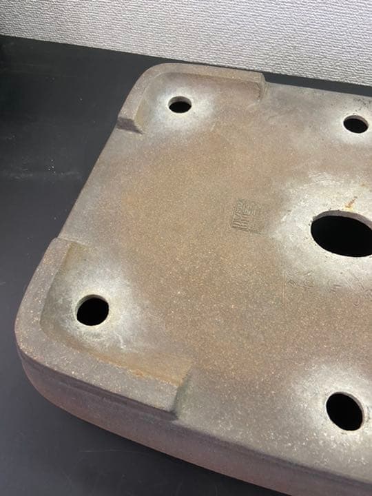 盆栽鉢　和鉢　人気作家　寺畑　真山　烏泥上下帯撫角長方鉢