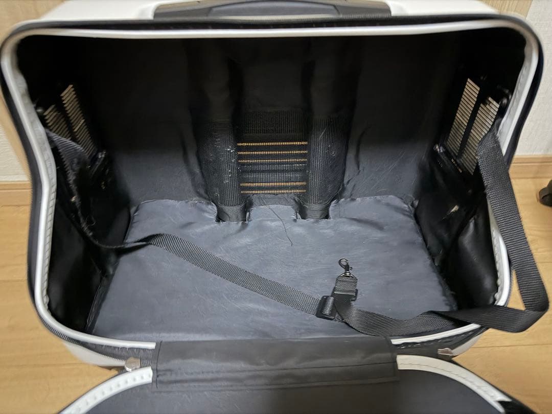 GEX　OSOTO　ペット用キャリーケース　M　ホワイト　キャリーバッグ　4輪