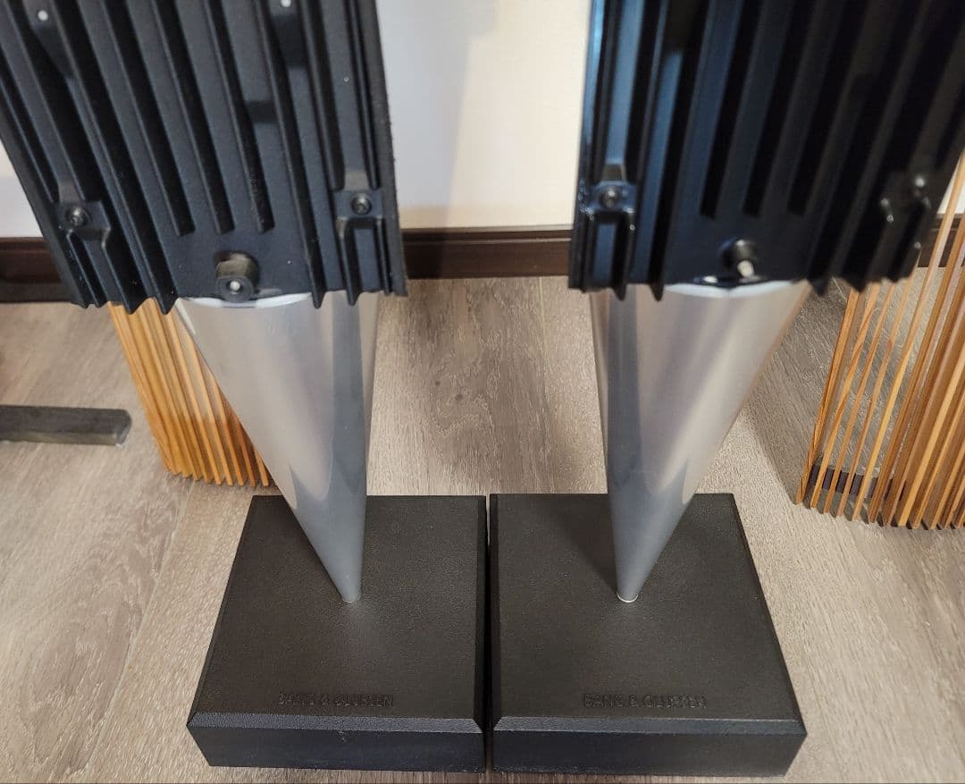 B&O バング&オルフセン BeoLab 8000 スピーカーペア天然木ケース