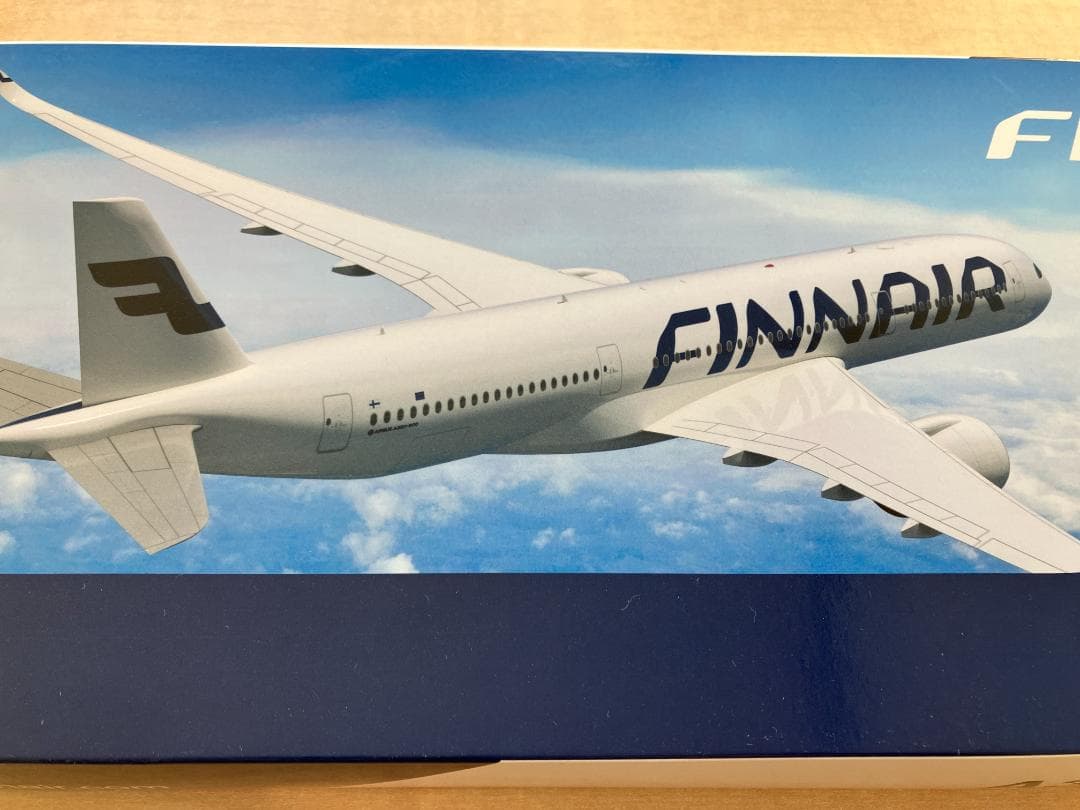 旅客機模型　フィンエアー　A350-900　1/200　　　　せ