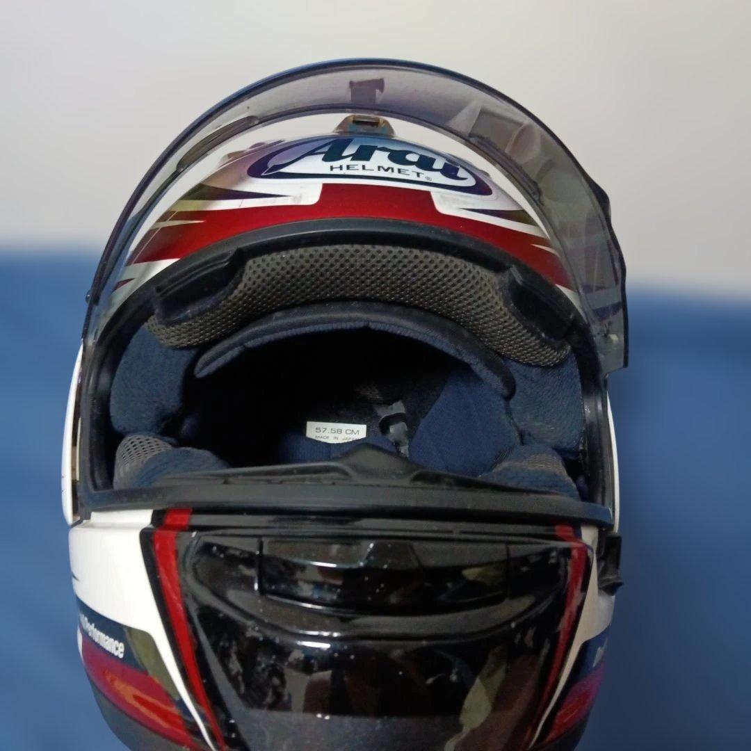 Araiヘルメット　57．58cm