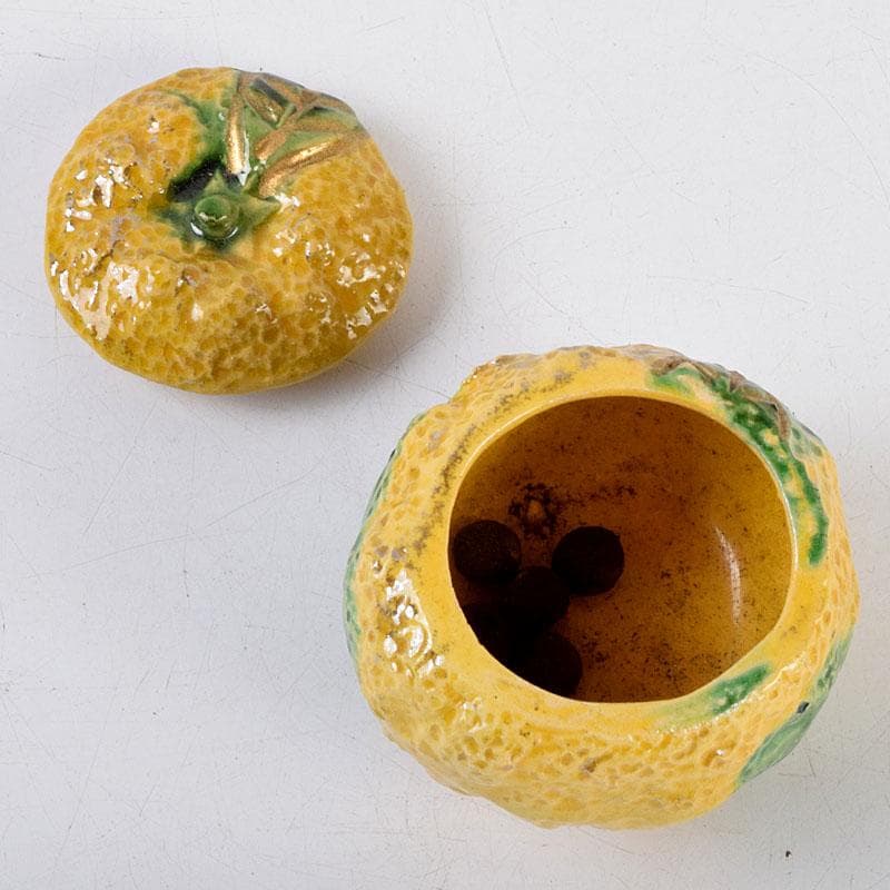 小太郎　京焼　永楽善五郎造　黄交趾　柚蓋物　共箱　V　8819