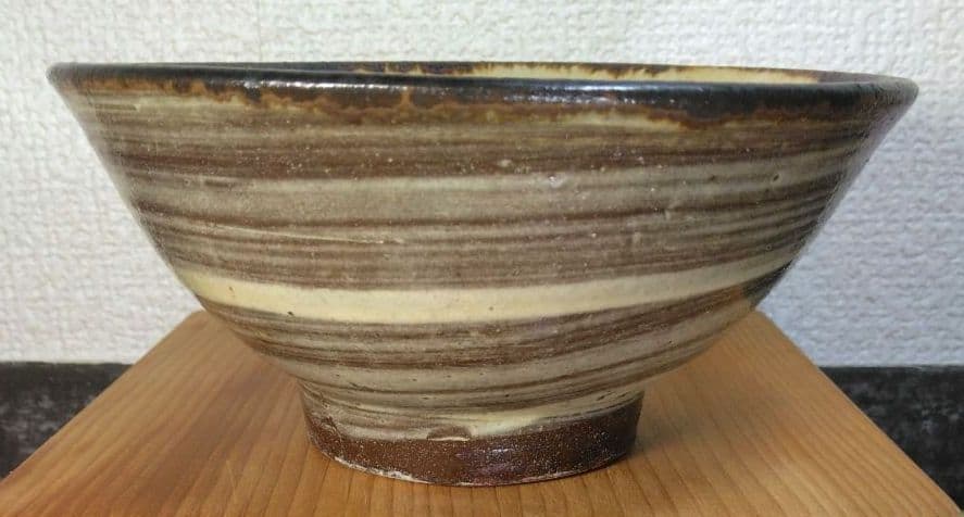 人間国宝 金城次郎 魚紋茶碗 栞 共箱 最上作 美品 壺屋焼 やちむん 壷屋焼