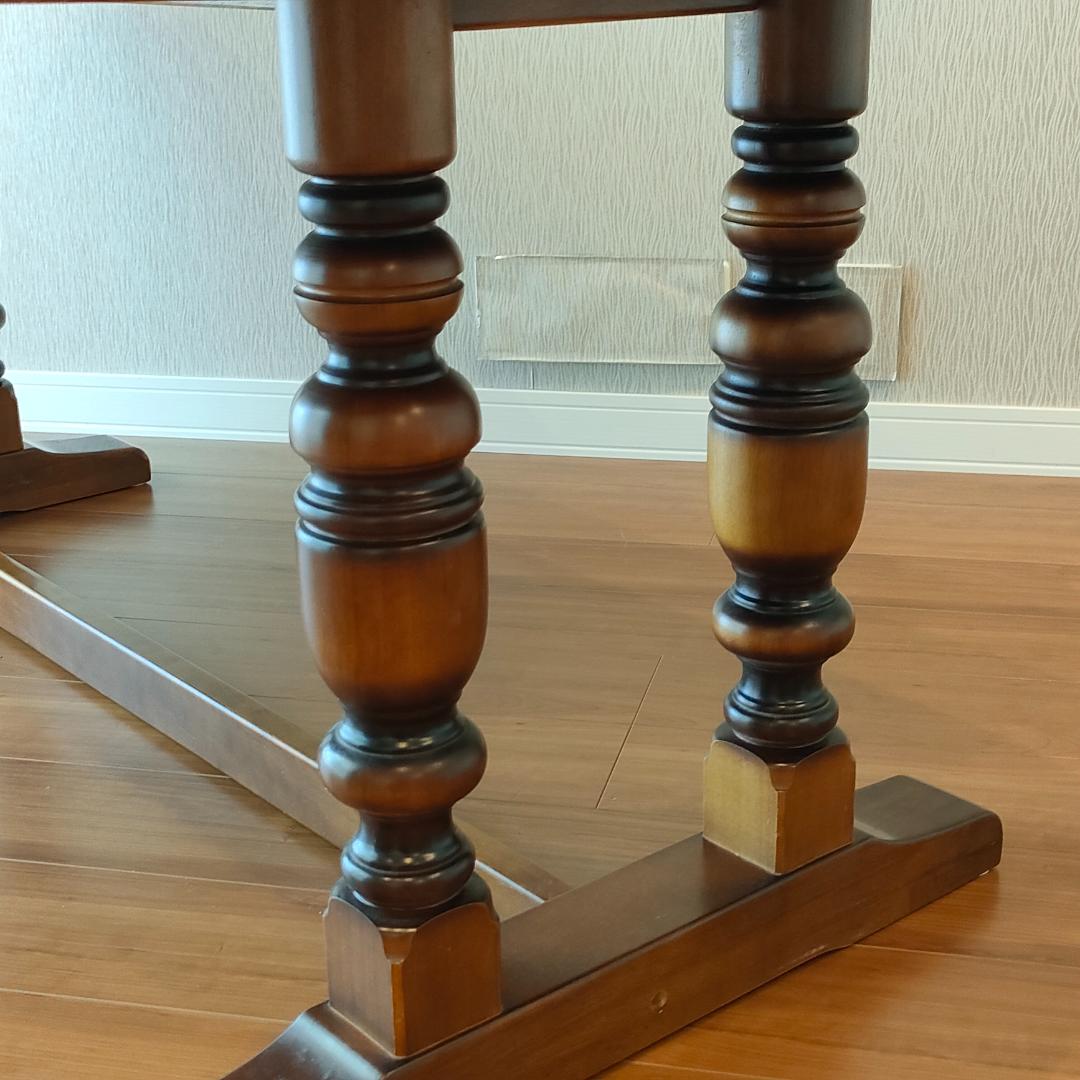 カリモク　コロニアル　ダイニングテーブル　アメリカンカントリー