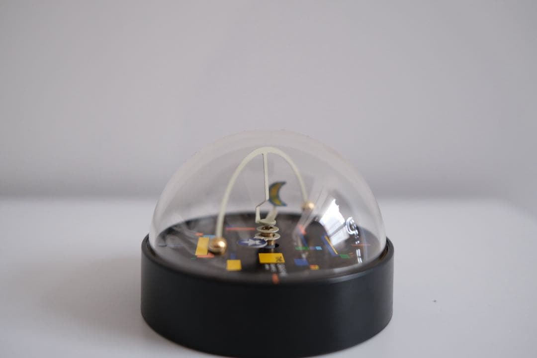 希少当時物ポストモダンスペースエイジ置時計ツインバードレトロ