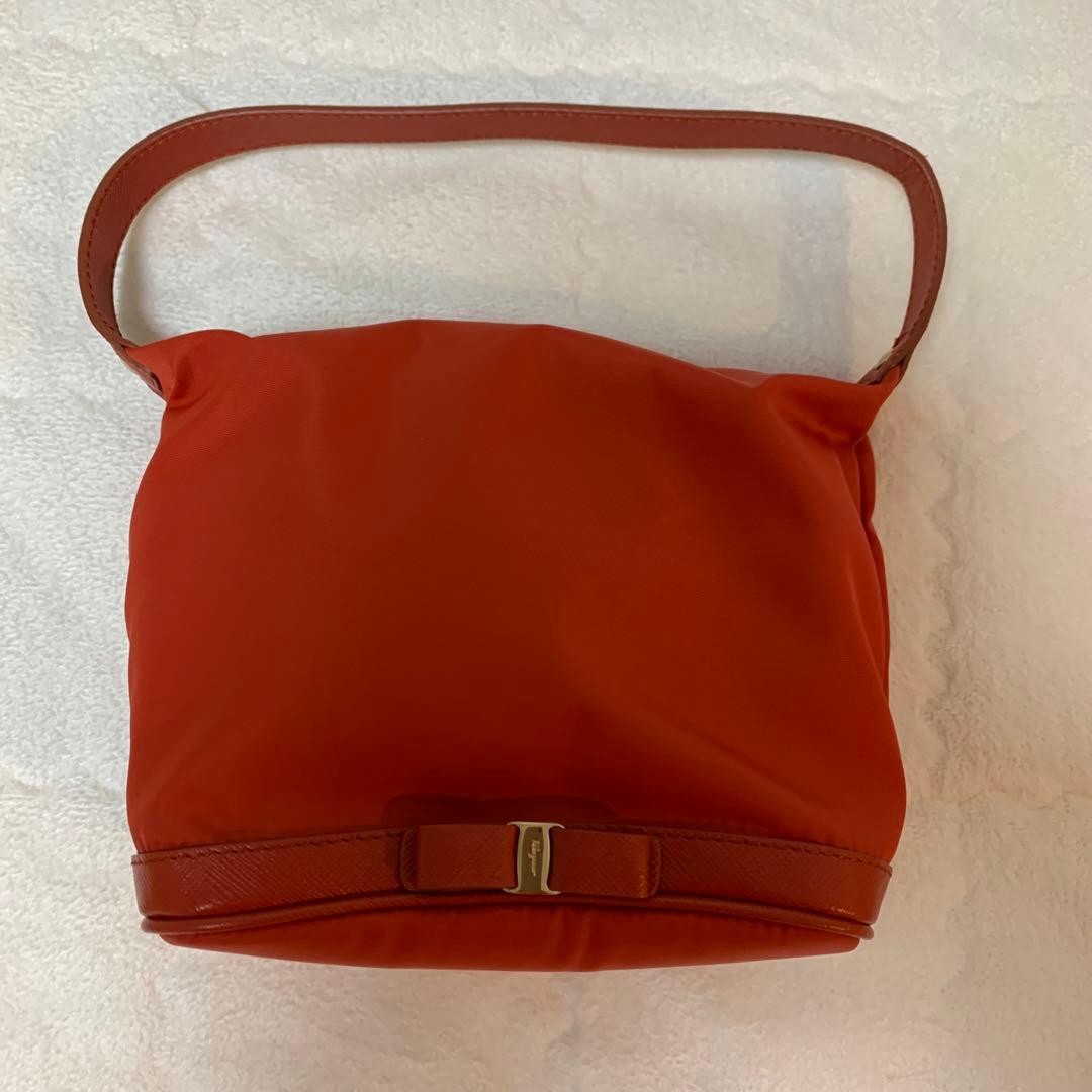 フェラガモバッグ