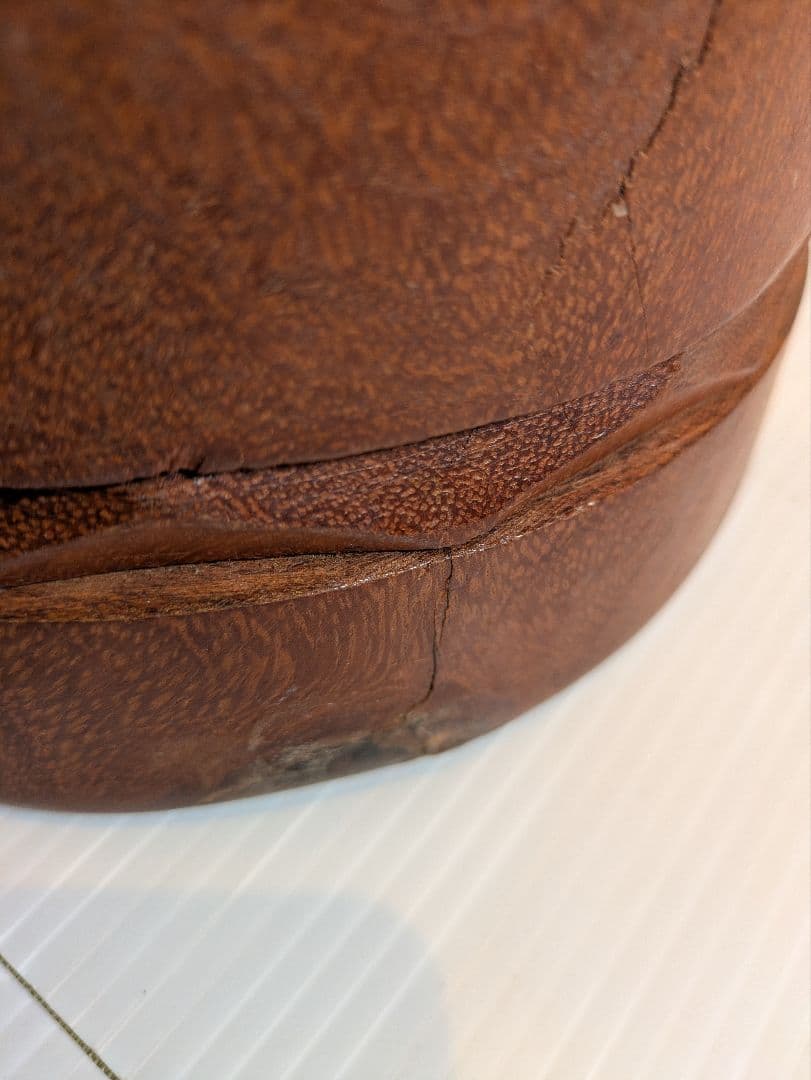 現状渡し　ジャンベ　31cm　皮破れ有り　ケース付き