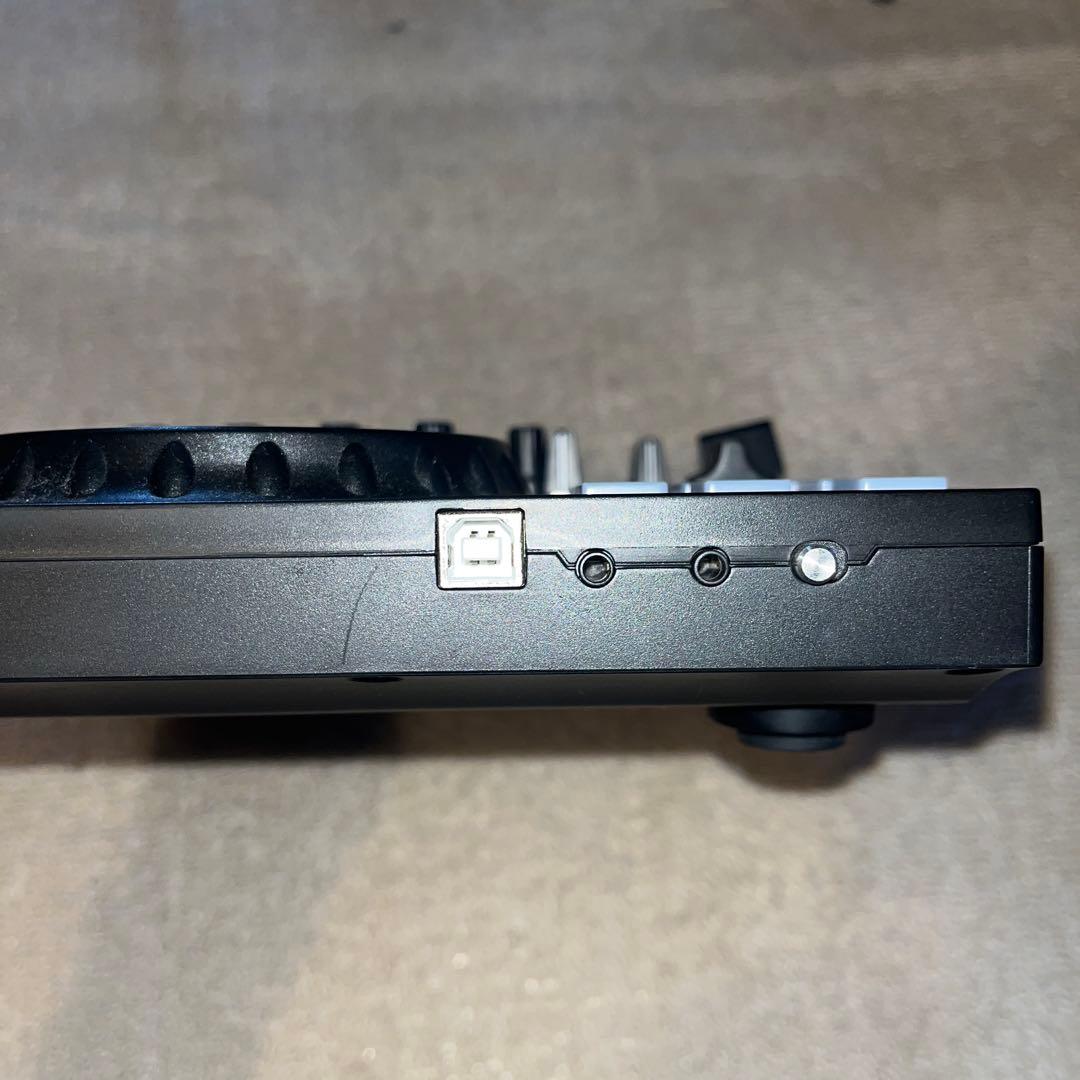 Numark PARTY MIX LIVE DJコントローラー