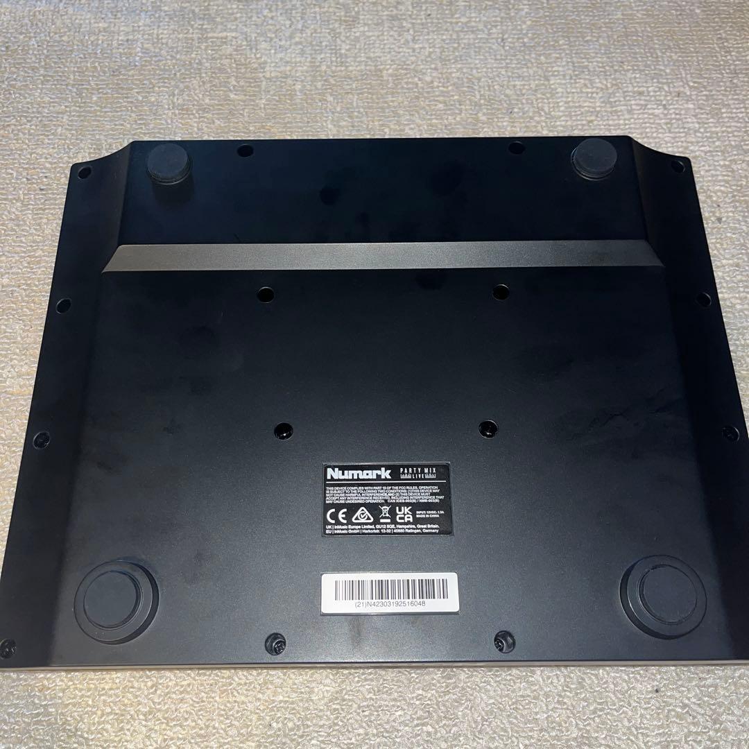 Numark PARTY MIX LIVE DJコントローラー