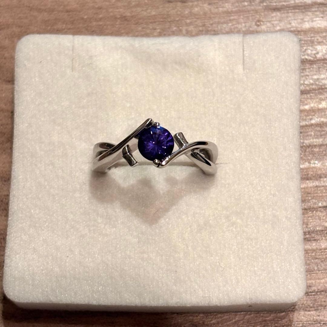 ヴァイオレットサファイア リング pt950