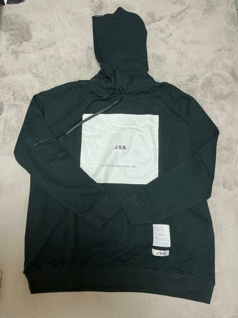 J.S.B. フーディー L 黒　新品タグ付き