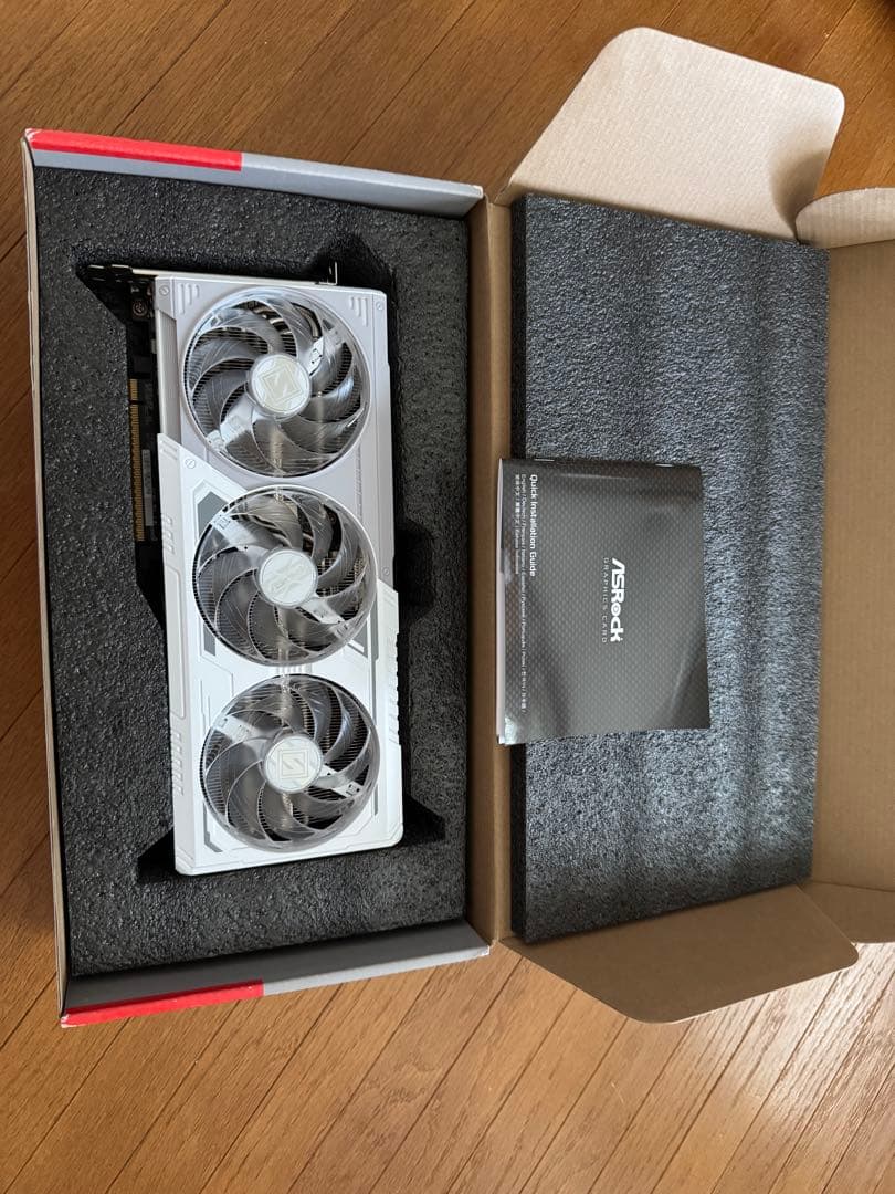 ASRock Radeon RX 9070 16GB グラフィックカード