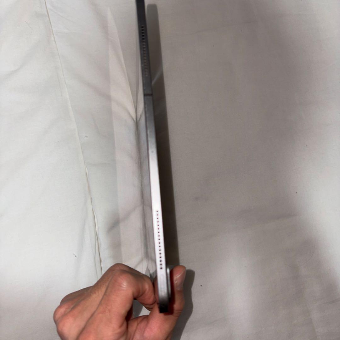 り*う様 iPad Pro 12.9インチ（第四世代）Wi-Fiセルラーモデル