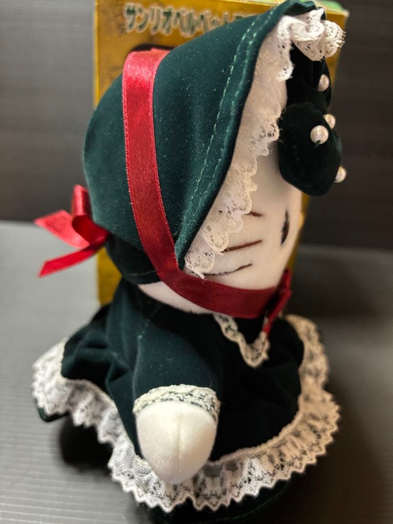 サンリオ　ベルベット風　ドレスドール　キティ ミミィ 2個セット