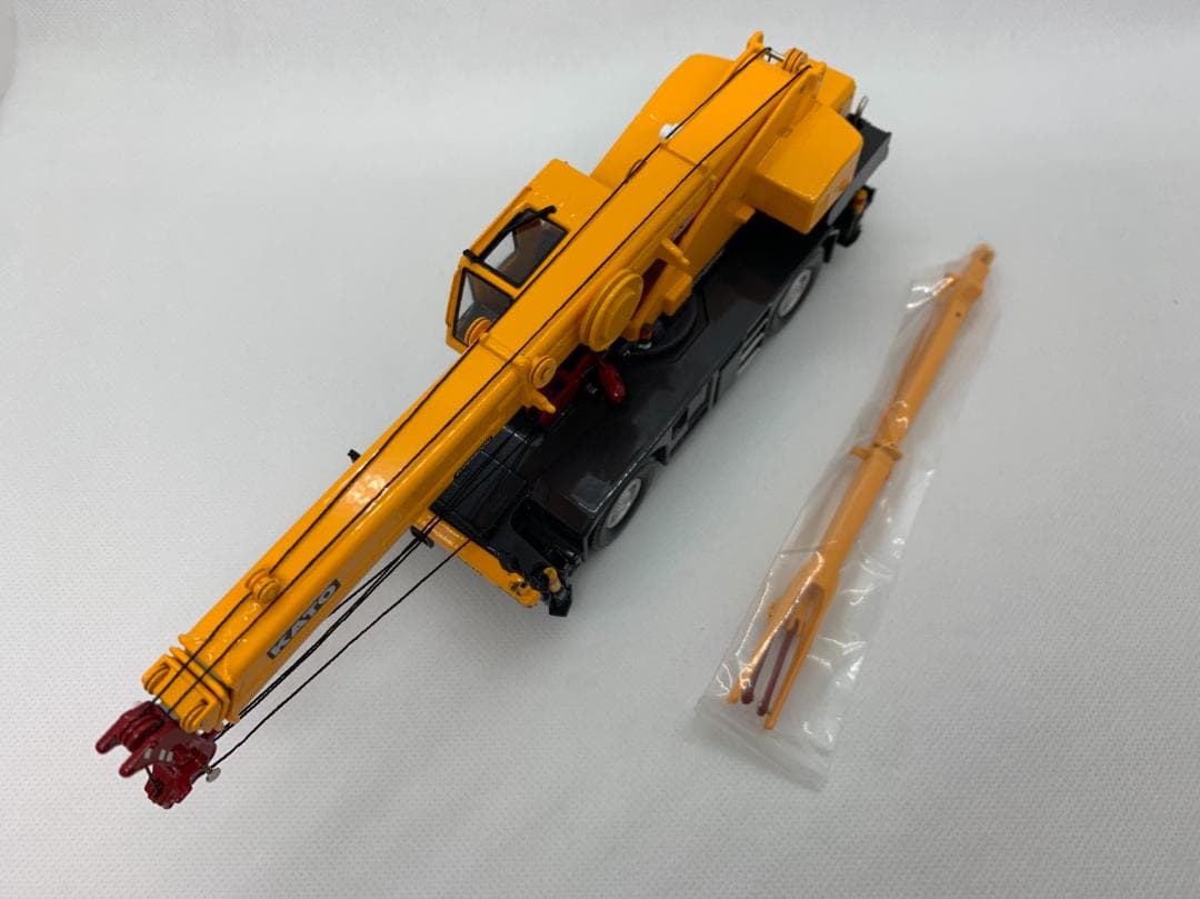 33R-012 1/50 加藤 クレーン車 SR-250Ri ROUGHTER