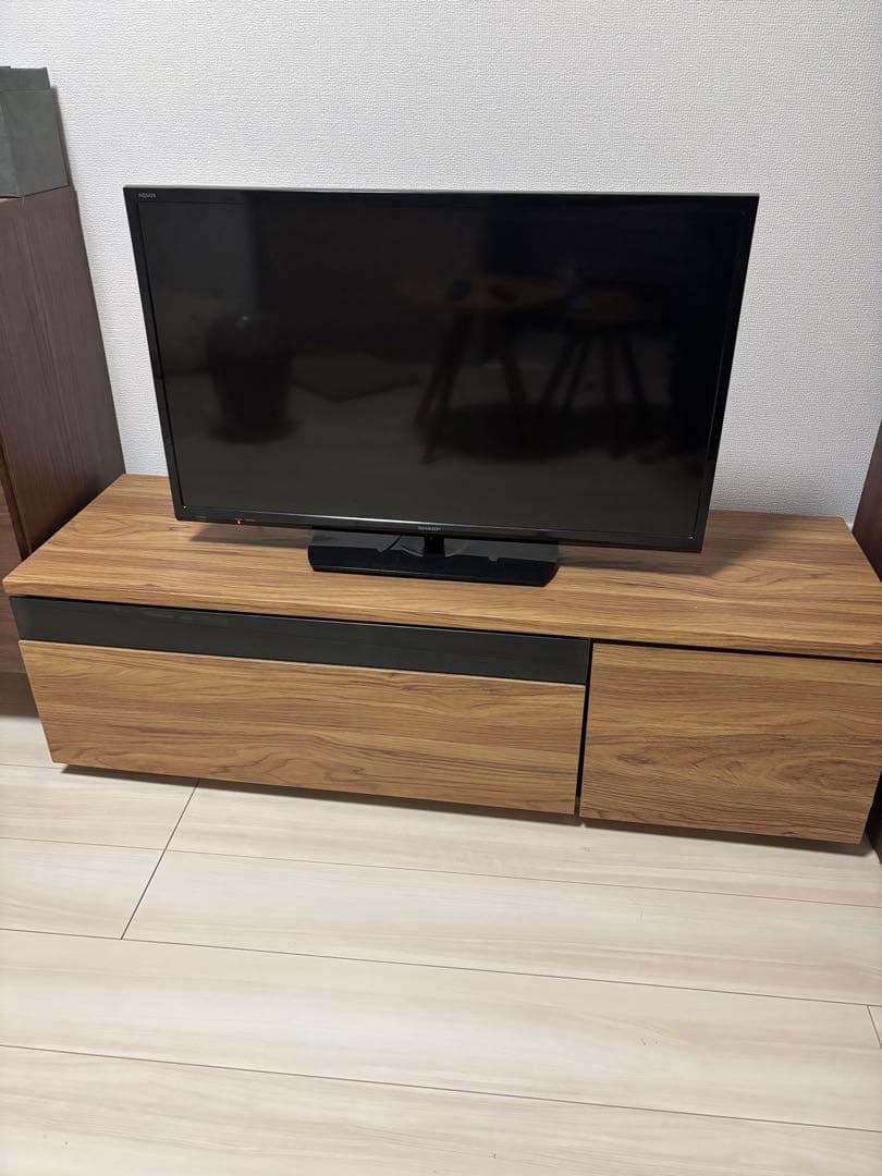 テレビ台　118cm