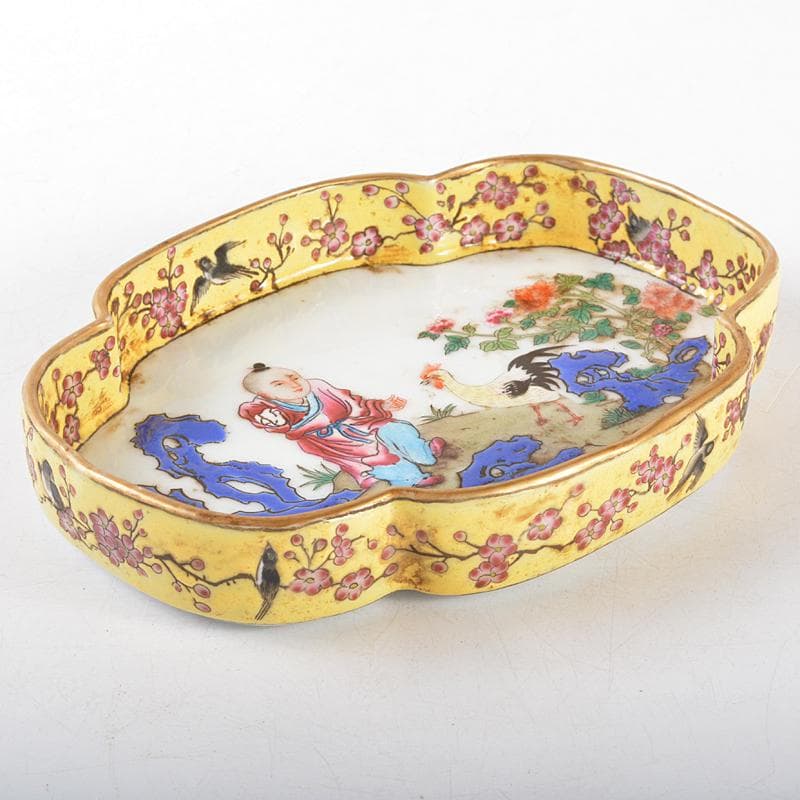中国　乾隆年製款　粉彩　山水人物鶏文　木瓜形皿　M　R5163E