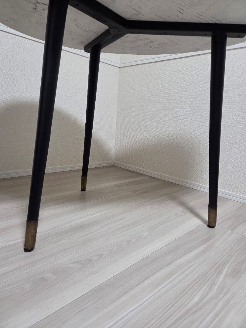 ティーフルギ【フォロー割引実施中】 楕円形ダイニングテーブル