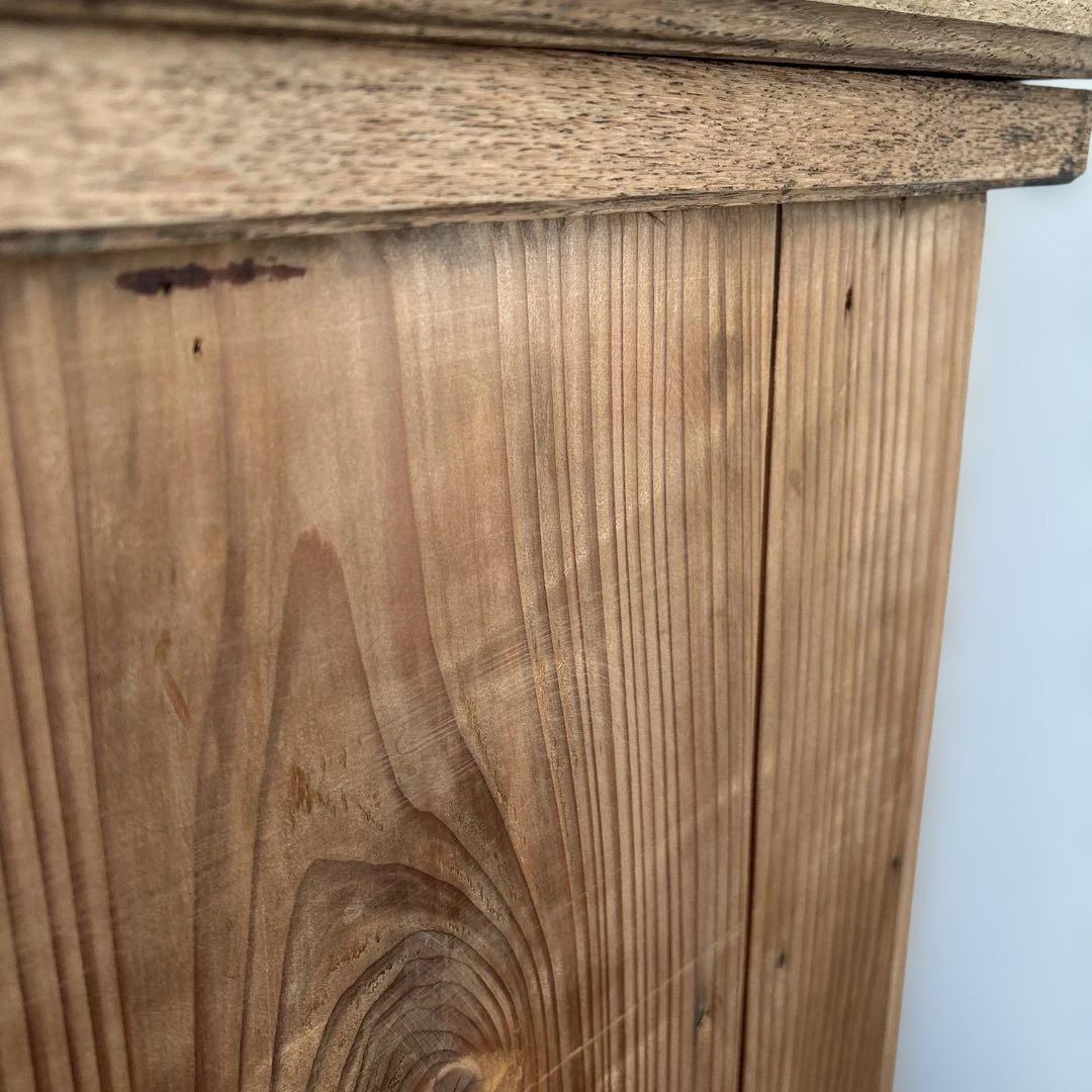 古家具　木製ガラス扉キャビネット 3段棚付き