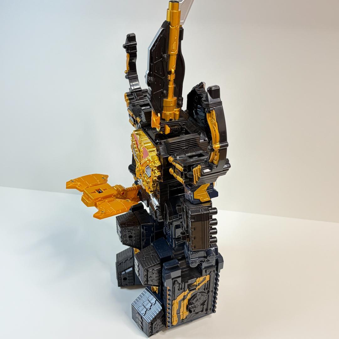 【豪華2体セット】DXキングオージャー & ゴッドコーカサスカブト まとめ売り