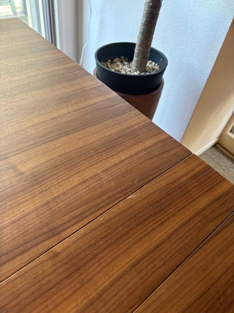 ダイニングテーブル　moda en casa