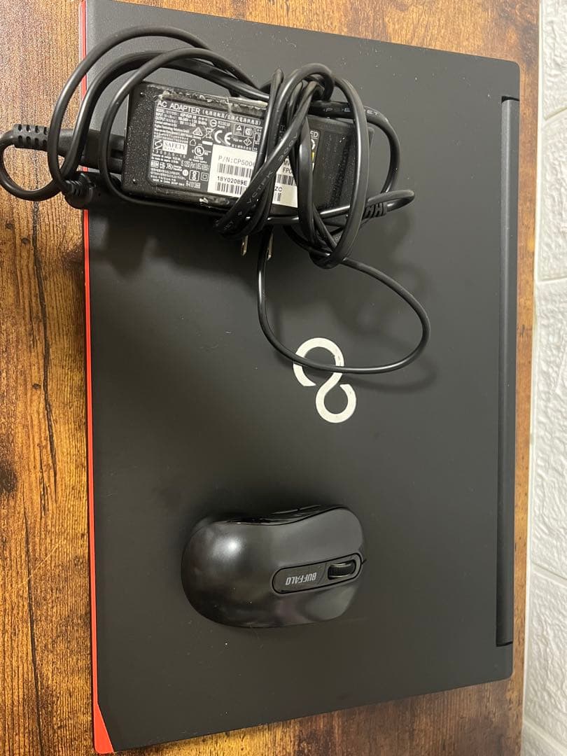 Fujitsu 15.6インチノートPC Intel Core i3