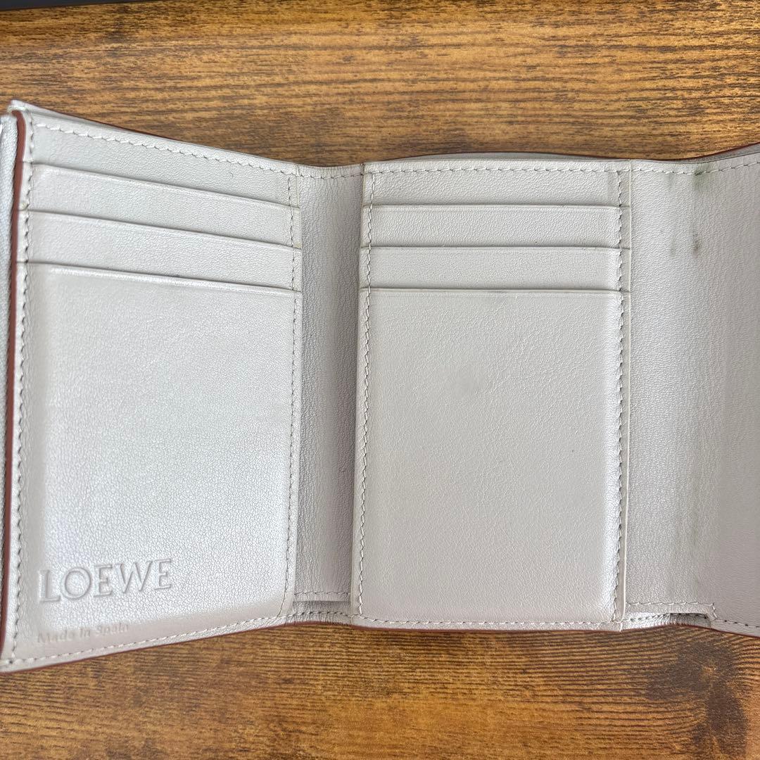 LOEWE 三つ折り財布 ライトグレー