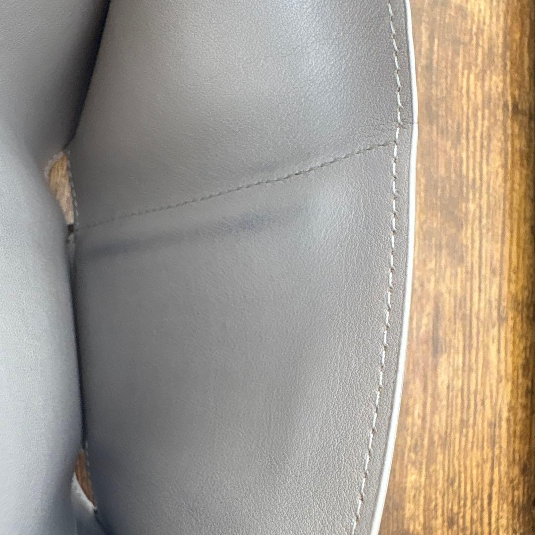 LOEWE 三つ折り財布 ライトグレー