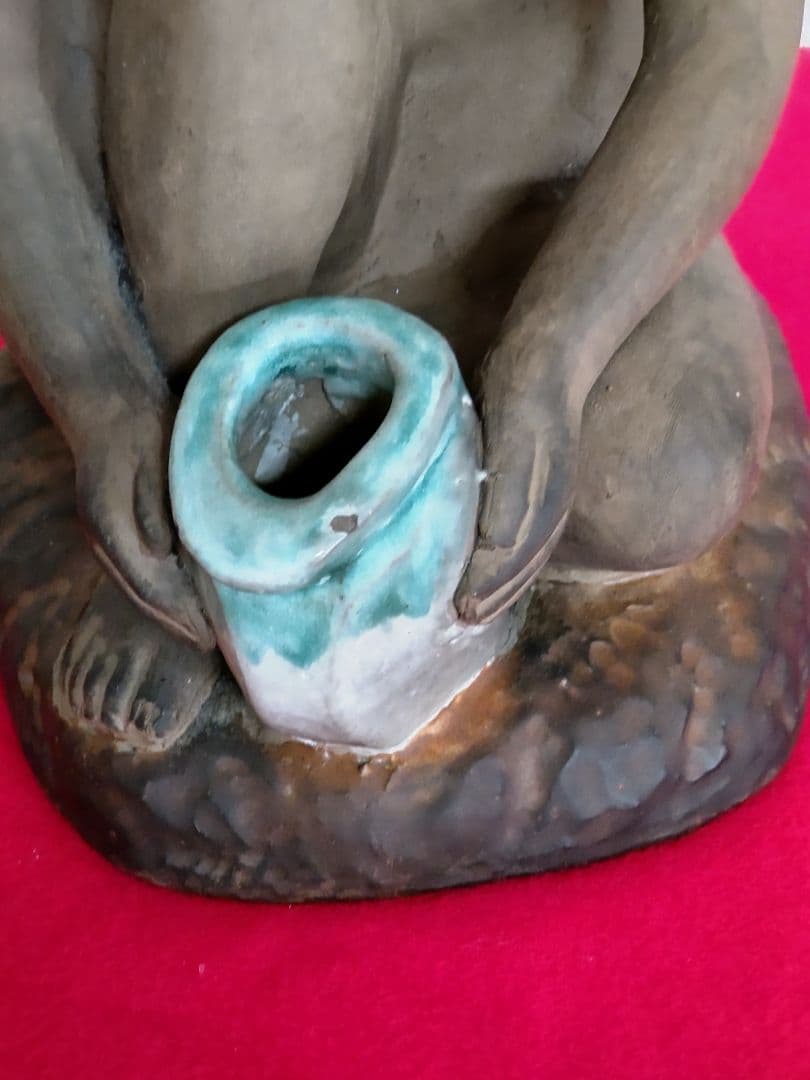 少女像置物/陶器