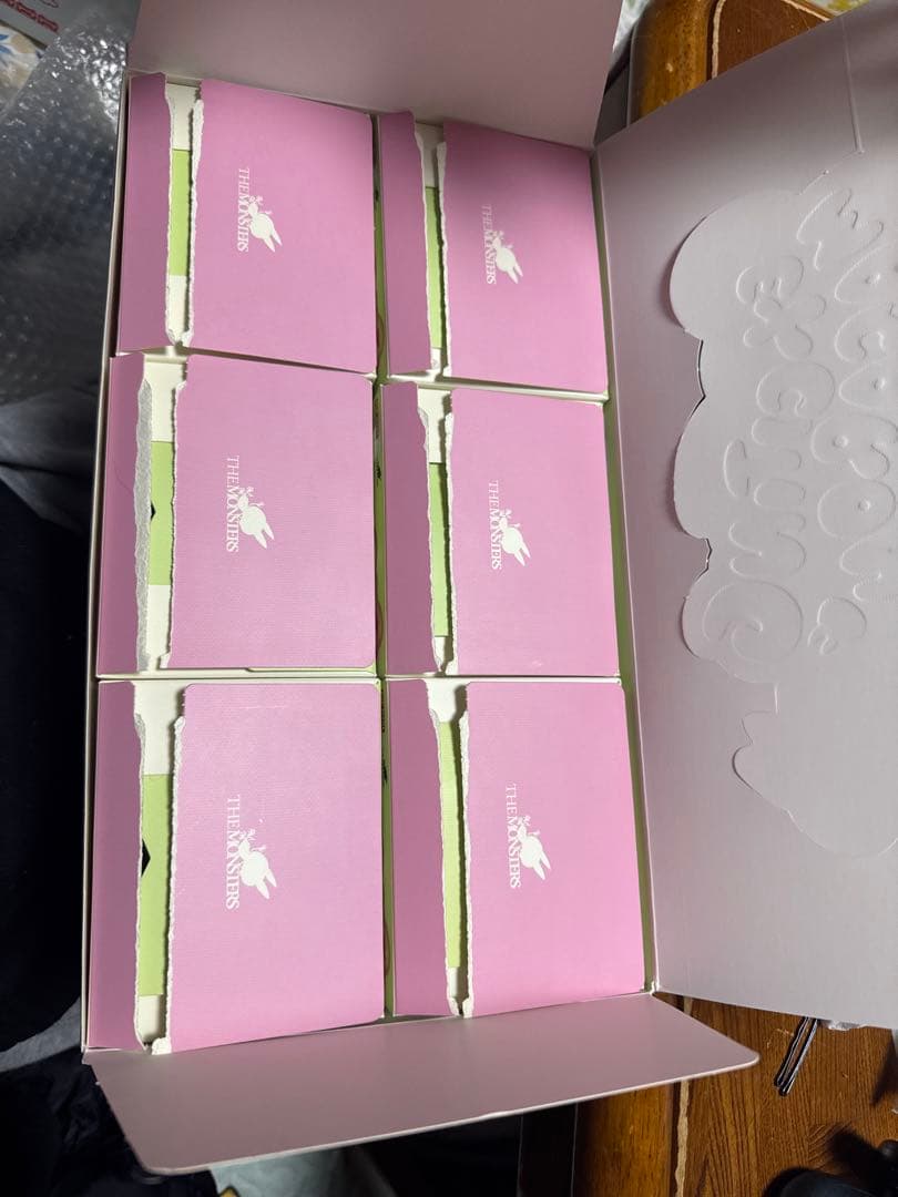 Exciting Macaron モンスターぬいぐるみ6個セット