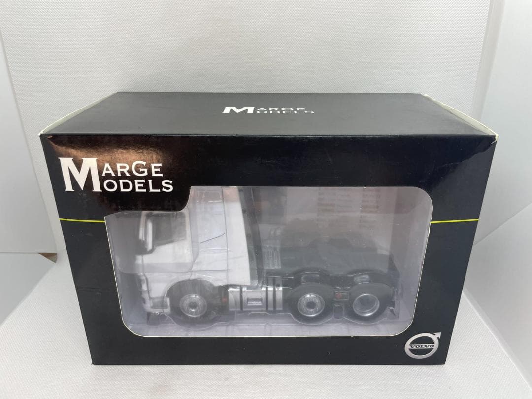 11R-006 Marge Models 1/32 ボルボ FH16 6x2