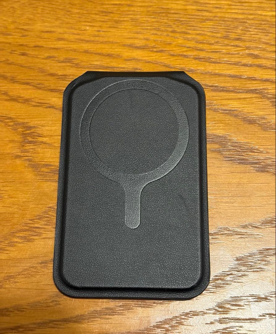 iphone air バンパー　satechi wallet