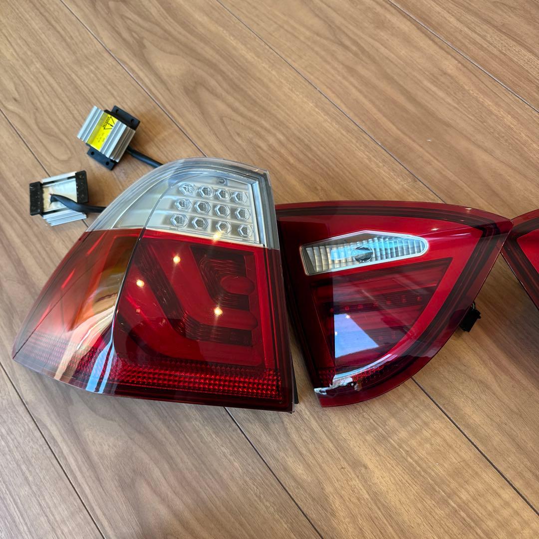 BMW E91 3シリーズツーリングLEDテール 紅白