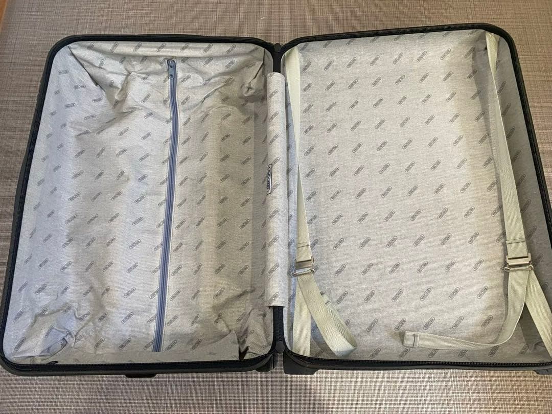 ※難あり　リモワ　黒スーツケース　ジャンク品