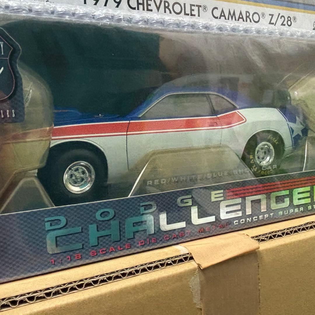 ハイウェイ61 2010 ダッヂ チャレンジャー 392 HEMI 1/18