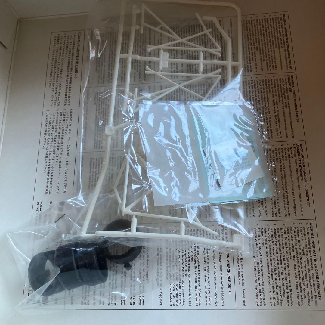 1/24スケールメルセデスCLK DTM2000