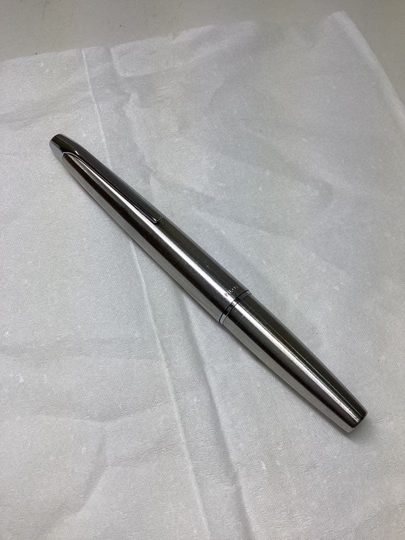 エ*２様 PILOT ペン先一体型シルバー 万年筆