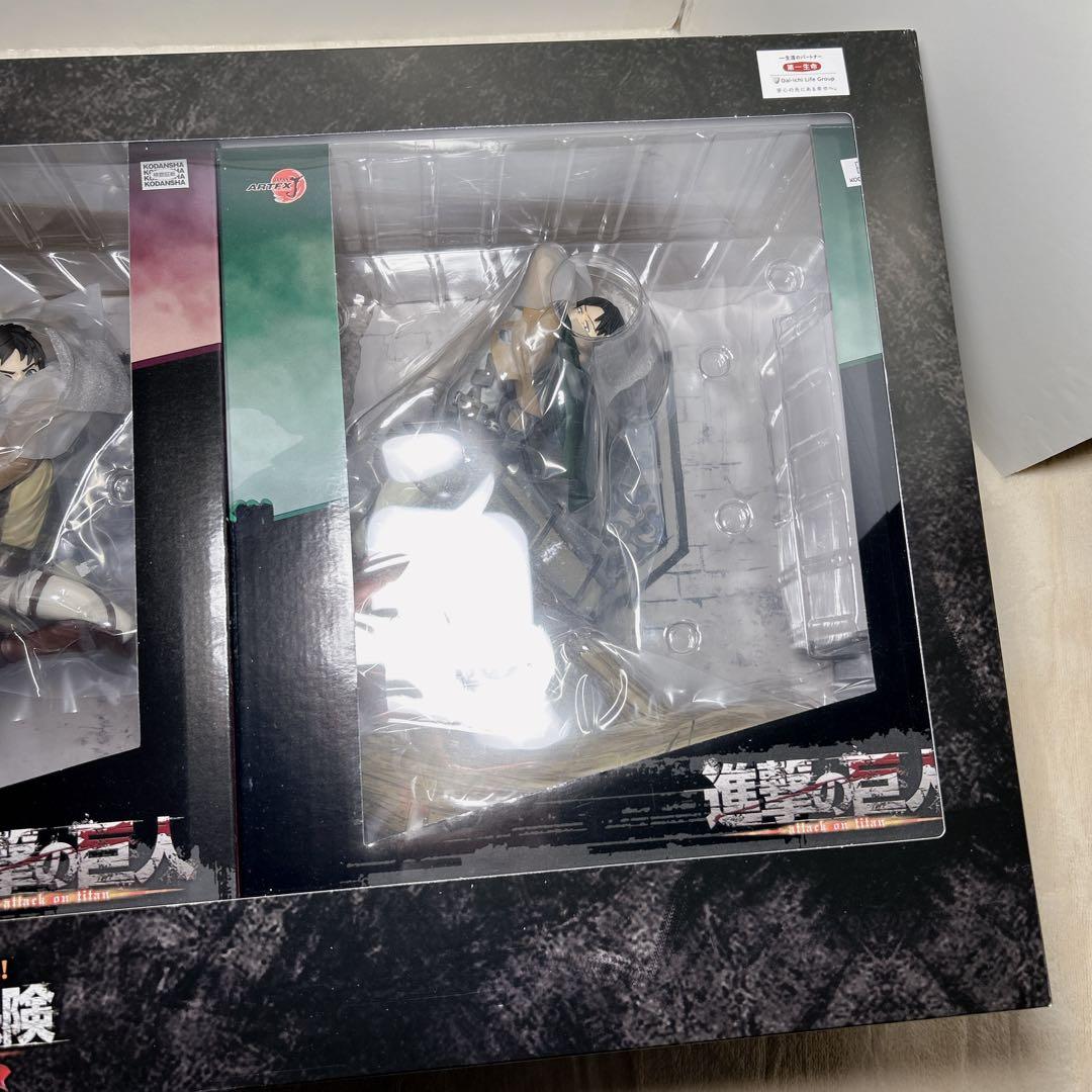 【未開封品】超希少 50名限定 進撃の巨人 エレン ミカサ リヴァイ