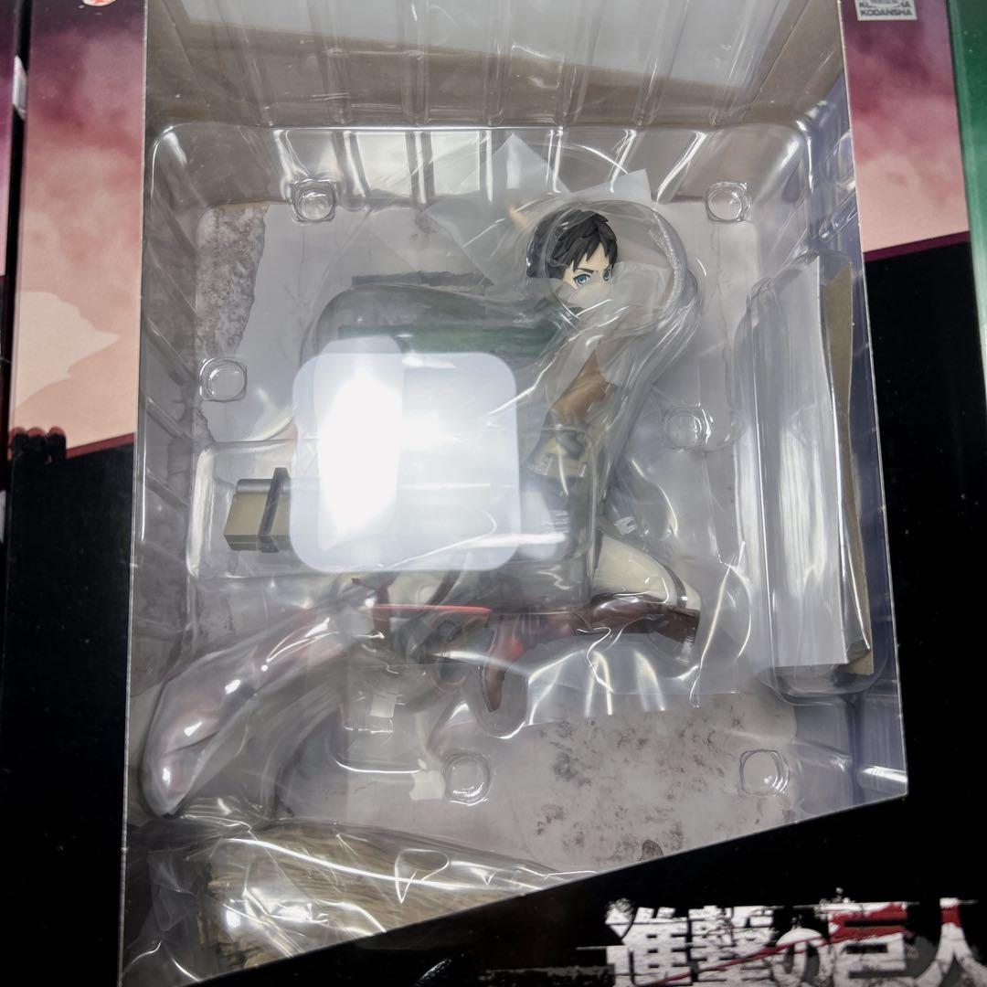 【未開封品】超希少 50名限定 進撃の巨人 エレン ミカサ リヴァイ