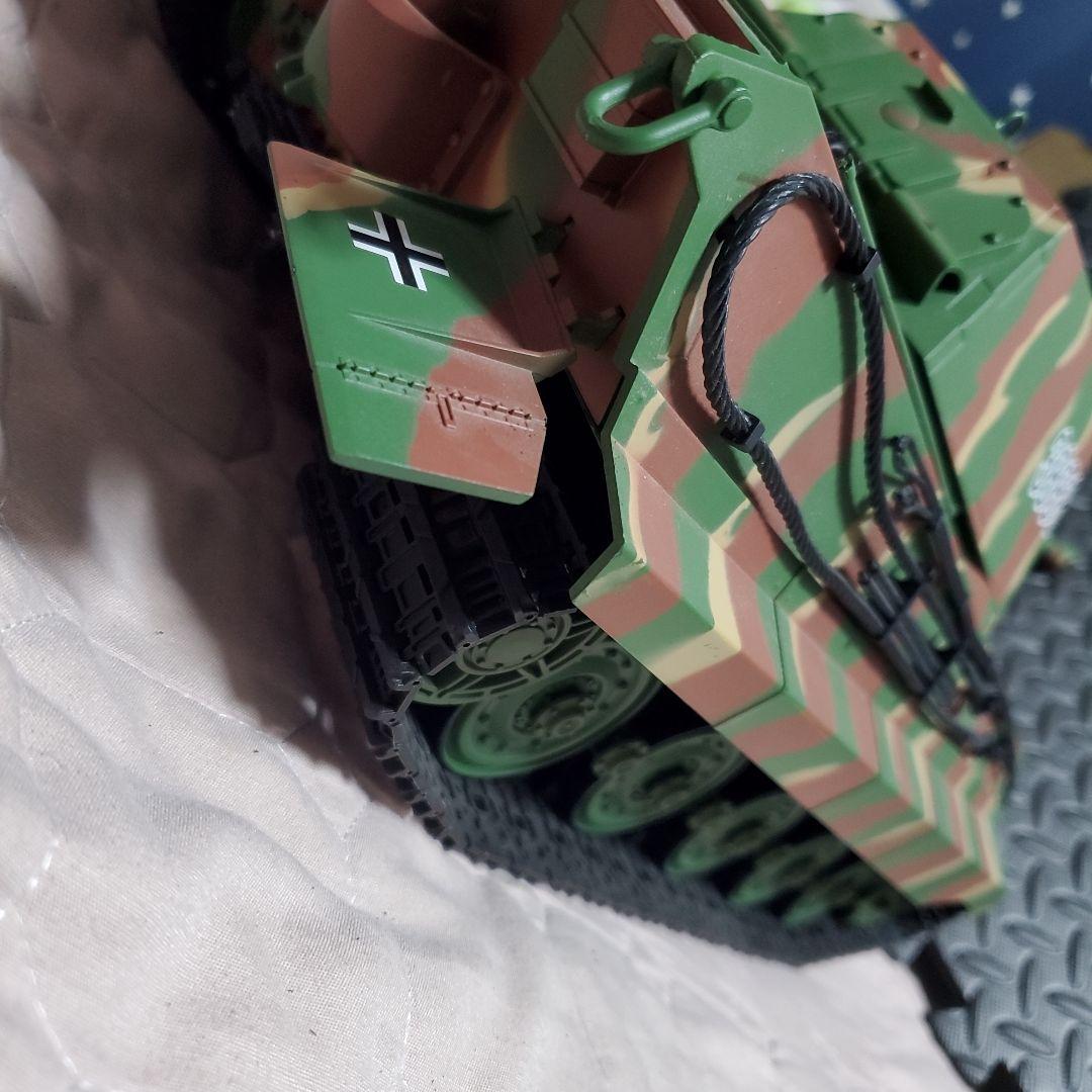 ヘンロン 1/12 RCバトルタンク